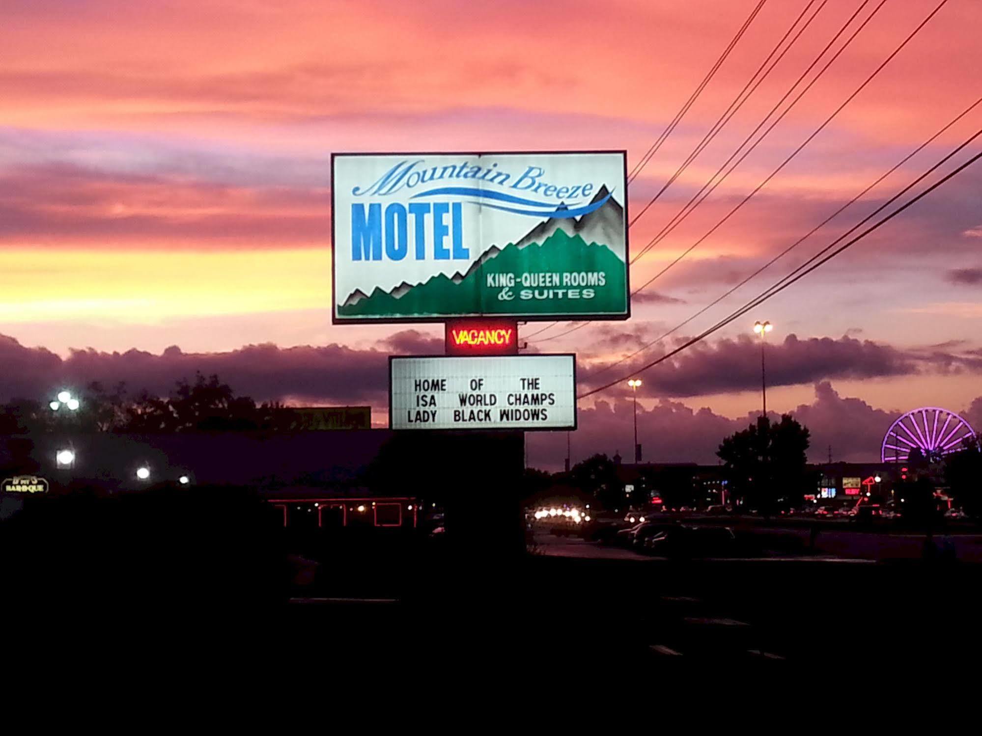 Mountain Breeze Motel 비둘기 포지 외부 사진